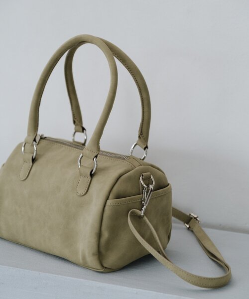 Kastane(カスタネ)の「【500mlペットボトル収納可】2WAYボストンBAG(ボストンバッグ・レディース・ブラック/ブラウン/カーキ・FREE)」の6枚目の写真