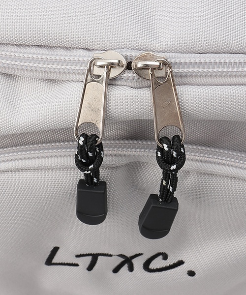 LOVETOXIC（ラブトキシック）の「【LTXC】【容量30L】【撥水】メッシュリュック（バックパック/リュック・キッズ・グレー/ブラック・F）」の7枚目の写真