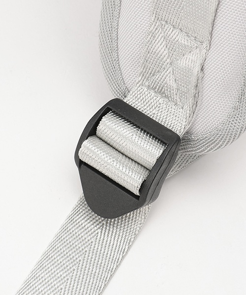 LOVETOXIC（ラブトキシック）の「【LTXC】【容量30L】【撥水】メッシュリュック（バックパック/リュック・キッズ・グレー/ブラック・F）」の11枚目の写真