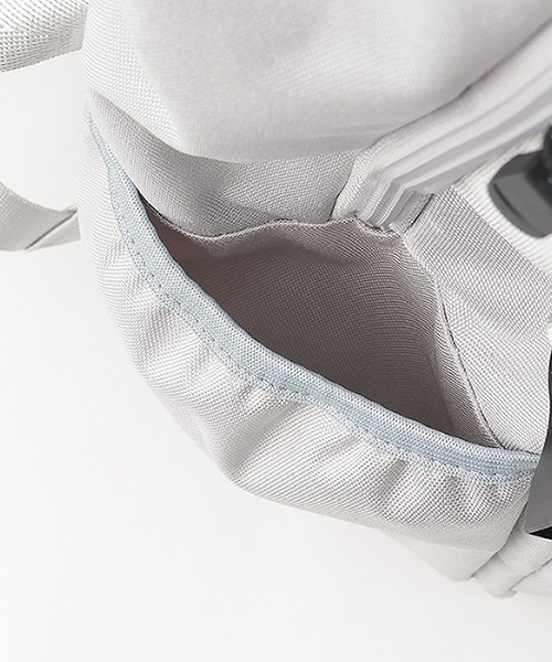 LOVETOXIC（ラブトキシック）の「【LTXC】【容量30L】【撥水】メッシュリュック（バックパック/リュック・キッズ・グレー/ブラック・F）」の19枚目の写真