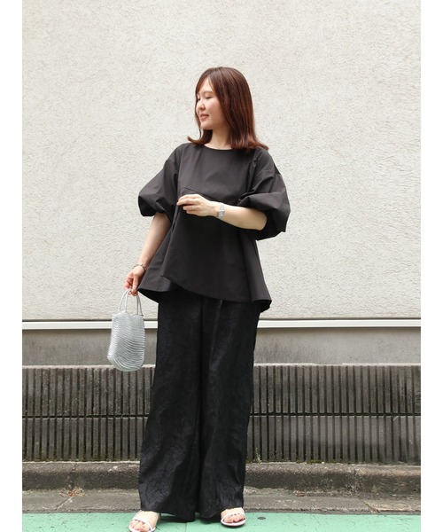 Brown&Street(ブラウンアンドストリート)の「バックカットコンビトップス(シャツ/ブラウス・レディース・ブラック/ホワイト・FREE)」の12枚目の写真
