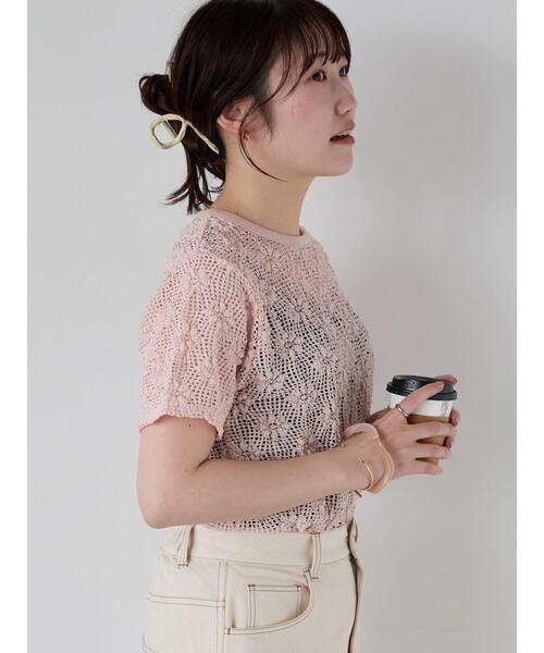 ehka sopo(エヘカソポ)の「花メッシュプルオーバー(Tシャツ/カットソー・レディース・オフホワイト/ブラック/ピンク・F)」の4枚目の写真