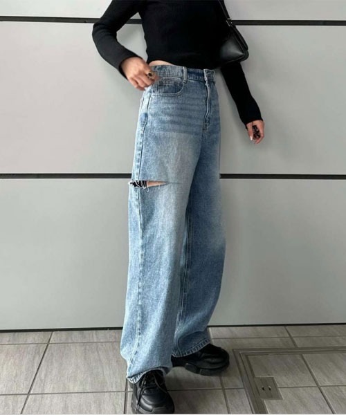 urge:(アージコロン )の「【URGE:】サイド カット デニム パンツ(デニムパンツ・レディース・ブルー・X-LARGE/LARGE/MEDIUM/SMALL)」の1枚目の写真