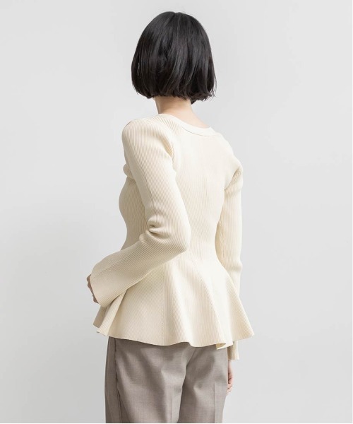 RANDA（ランダ）の「ペプラムニットカーディガン（カーディガン/ボレロ・レディース・レッド/グレー/クリーム・FREE）」の6枚目の写真