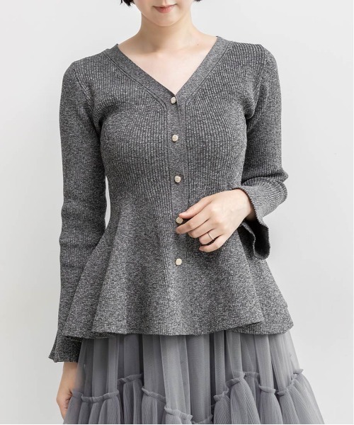 RANDA（ランダ）の「ペプラムニットカーディガン（カーディガン/ボレロ・レディース・レッド/グレー/クリーム・FREE）」の12枚目の写真