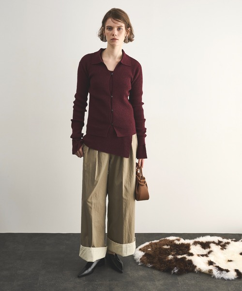 LOSCa（ロスカ）の「襟付きスラブリブニット（ニット/セーター・レディース・チャコールグレー/アイボリー/ボルドー/ラベンダー・FREE）」の13枚目の写真