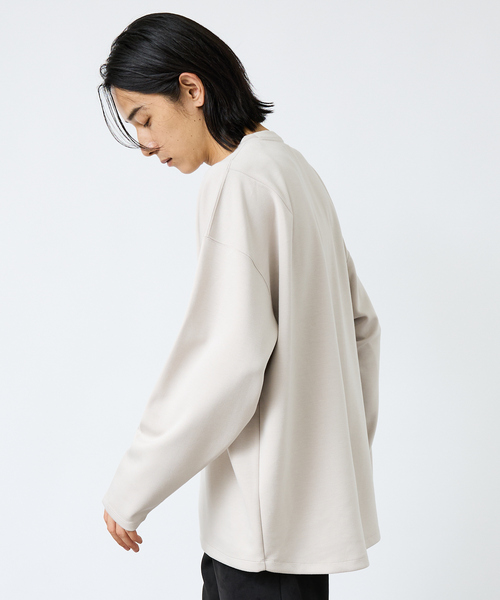 FORTUNA HOMME(フォルトゥナオム)の「【FORTUNA/フォルトゥナ】ECOTECコクーンシルエットロングTシャツ/ユニセックス【WEB限定】(Tシャツ/カットソー・メンズ・ブラック/ホワイト/グレイッシュベージュ・L/M)」の3枚目の写真