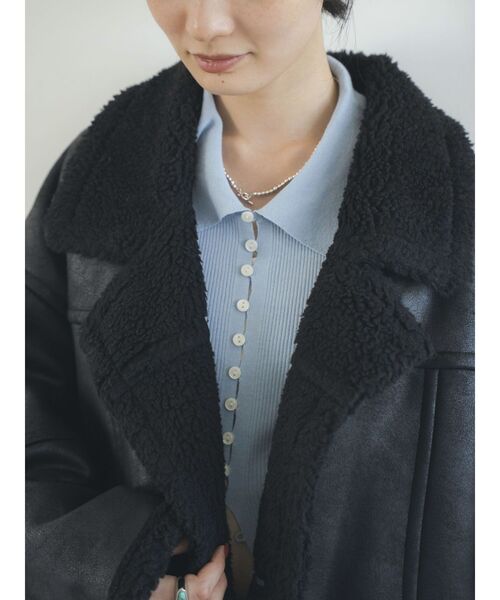 Ungrid（アングリッド）の「フェイクムートンルーズブルゾン（ブルゾン・レディース・ブラック/ダークブラウン・MEDIUM/SMALL）」の8枚目の写真