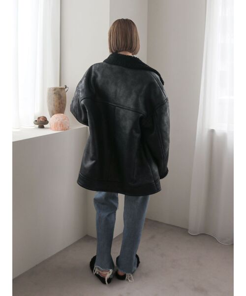 Ungrid（アングリッド）の「フェイクムートンルーズブルゾン（ブルゾン・レディース・ブラック/ダークブラウン・MEDIUM/SMALL）」の16枚目の写真