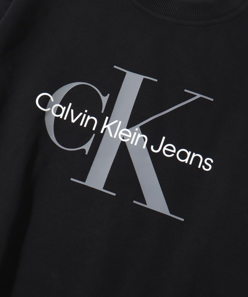 Calvin Klein(カルバン・クライン)の「【Calvin Klein/カルバンクライン】 MONOLOGO LOGO JEANS CREW NECK SWEATSHIRT/モノグラム プリント クルーネック スウェット トレーナー(スウェット・メンズ・ブラック/ホワイト・S/M/L/XL)」の7枚目の写真
