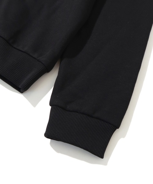 Calvin Klein(カルバン・クライン)の「【Calvin Klein/カルバンクライン】 MONOLOGO LOGO JEANS CREW NECK SWEATSHIRT/モノグラム プリント クルーネック スウェット トレーナー(スウェット・メンズ・ブラック/ホワイト・S/M/L/XL)」の8枚目の写真