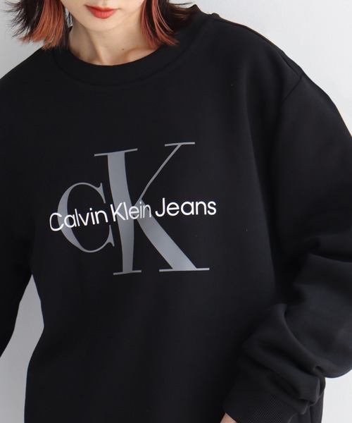Calvin Klein(カルバン・クライン)の「【Calvin Klein/カルバンクライン】 MONOLOGO LOGO JEANS CREW NECK SWEATSHIRT/モノグラム プリント クルーネック スウェット トレーナー(スウェット・メンズ・ブラック/ホワイト・S/M/L/XL)」の13枚目の写真