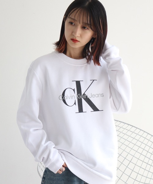 Calvin Klein(カルバン・クライン)の「【Calvin Klein/カルバンクライン】 MONOLOGO LOGO JEANS CREW NECK SWEATSHIRT/モノグラム プリント クルーネック スウェット トレーナー(スウェット・メンズ・ブラック/ホワイト・S/M/L/XL)」の17枚目の写真