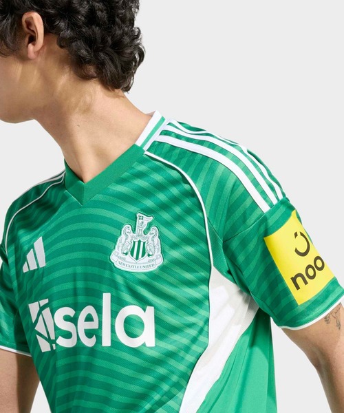 ニューカッスル・ユナイテッドFC 25/26 アウェイユニフォーム