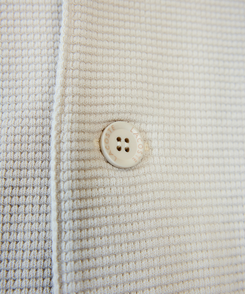 LACOSTE（ラコステ）の「LACOSTE / ラコステ 別注 ヘビーピケ シャツ ジャケット（カーディガン/ボレロ・メンズ・グレー/ブラック/ブラウン・4/5）」の12枚目の写真