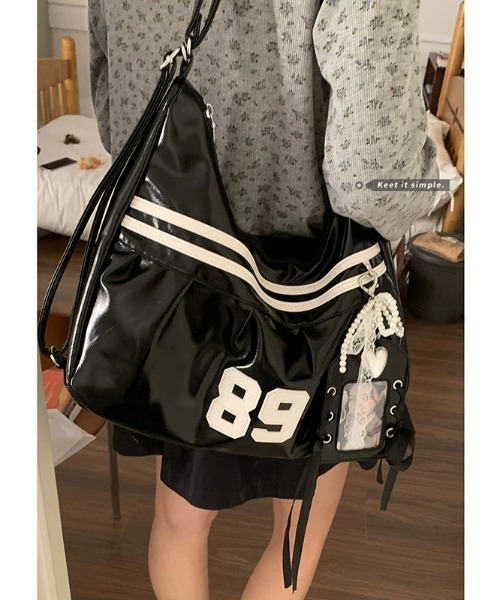 セール】チャーム付き エナメル スポーツ Y2K ギャル 2way ショルダー