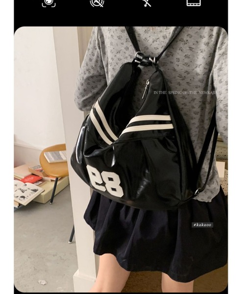 セール】エナメル スポーツ Y2K ギャル ショルダーバッグ