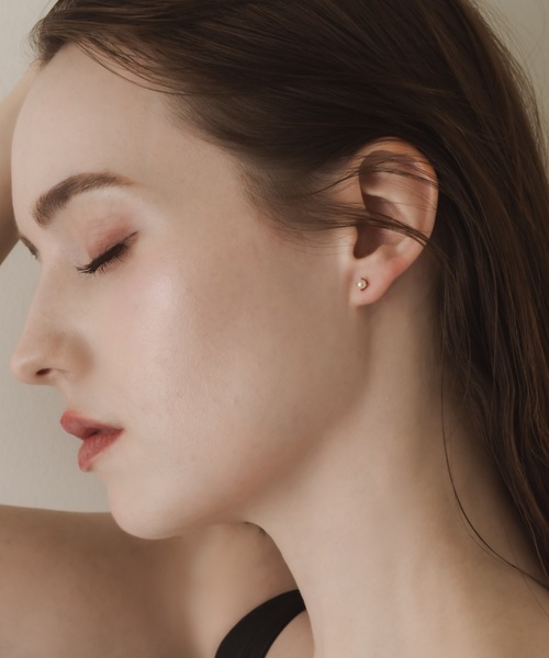 muku（ムク）の「PIERCE/MINI PEARL（ピアス（両耳用）・レディース・シャンパン/シルバー/ゴールド・FREE）」の6枚目の写真