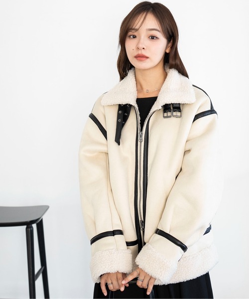 LUCY（ルーシー）の「LUCY/B-3ジャケット（ムートンコート・メンズ・ブラウン/ライトベージュ/ブラック・MEDIUM/LARGE）」の20枚目の写真