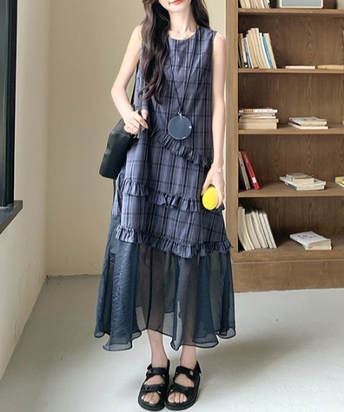 gossip!ロサンゼルス(ゴシップロサンゼルス)の「シアーヘムライン チェックワンピース(ワンピース・レディース・チェック・M/L)」の4枚目の写真