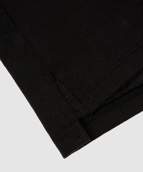 ANREALAGE(アンリアレイジ)の「SCREEN AZ T-SHIRTS(Tシャツ/カットソー・メンズ・ブラック/ホワイト・38/46)」の5枚目の写真