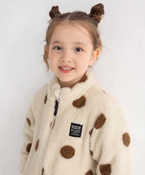 BRANSHES（ブランシェス）の「【マシンウォッシャブル】中綿×ボアリバーシブルブルゾン（ブルゾン・キッズ・チャコールグレー/ブルー/アイボリー・110cm/100cm/120cm/130cm/140cm/150cm）」の4枚目の写真