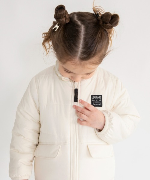 BRANSHES（ブランシェス）の「【マシンウォッシャブル】中綿×ボアリバーシブルブルゾン（ブルゾン・キッズ・チャコールグレー/ブルー/アイボリー・110cm/100cm/120cm/130cm/140cm/150cm）」の5枚目の写真