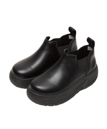 SHAKA（シャカ）の「SHAKA ショート丈 サイドゴアブーツ SHORT CHELSEA EVOL CHUNKY（ブーツ・レディース）」
