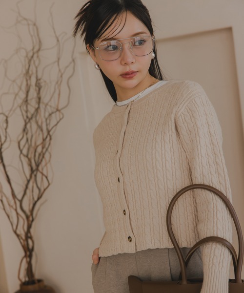 Petitjo（プッチージョ）の「小さいサイズ　ケーブルカーディガン　低身長さん・小柄女性（カーディガン/ボレロ・レディース・グレー/ピンク/スカイブルー/ベージュ・PL/PM/PS/PSS）」の2枚目の写真