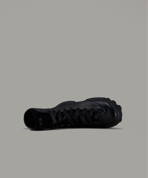 Y-3(ワイスリー)の「Y-3 GSG9 HI(スニーカー・メンズ・ブラック系・29.0cm/28.0cm/27.0cm/25.0cm/24.0cm/23.0cm/26.0cm/24.5cm/25.5cm/26.5cm/27.5cm/28.5cm/23.5cm/22.5cm)」の4枚目の写真