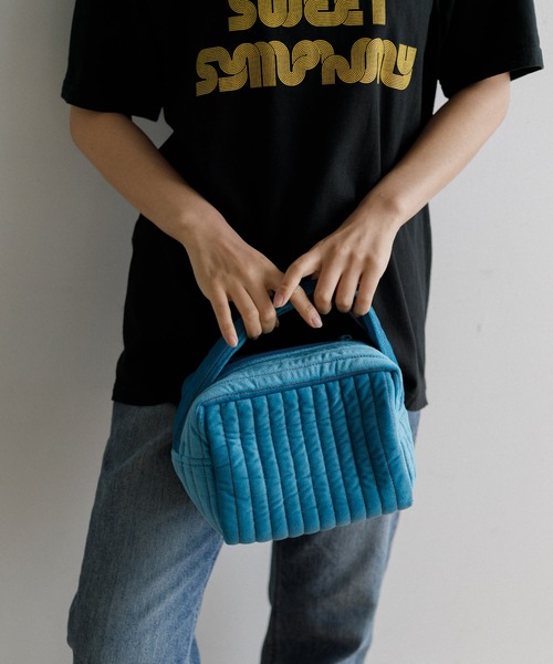 beej（ビージ）の「【WOMEN】beej quilting velour cube bag（ハンドバッグ・レディース・ライトグレー/ブルー・FREE）」の6枚目の写真