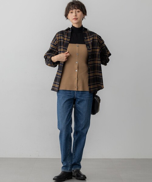 23区 L(ニジュウサンクオオキイサイズ)の「【洗える】ブラッシュド ビエラチェック シャツ(シャツ/ブラウス・レディース・ネイビー系3/レッド系3/ブラック系3・48/46/44)」の4枚目の写真
