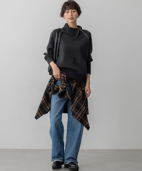 23区 L(ニジュウサンクオオキイサイズ)の「【洗える】ブラッシュド ビエラチェック シャツ(シャツ/ブラウス・レディース・ネイビー系3/レッド系3/ブラック系3・48/46/44)」の7枚目の写真