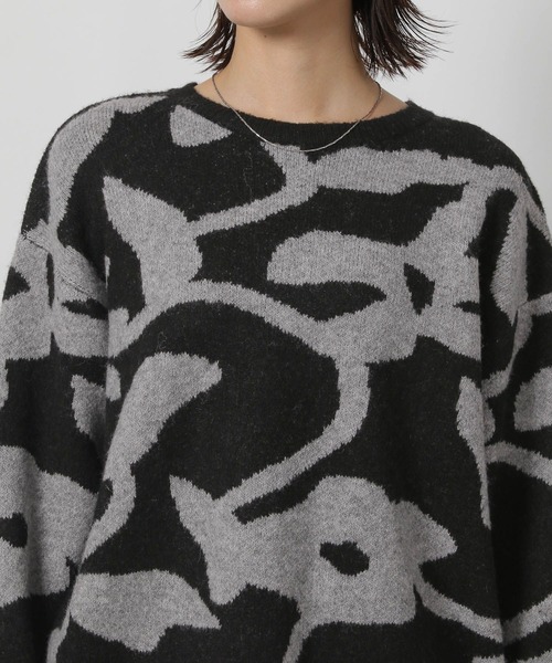 LAKOLE（ラコレ）の「花柄ジャガードニットプルオーバー / 593442（ニット/セーター・レディース・ブラック/アイボリー/グレー/ボルドー・FREE）」の21枚目の写真