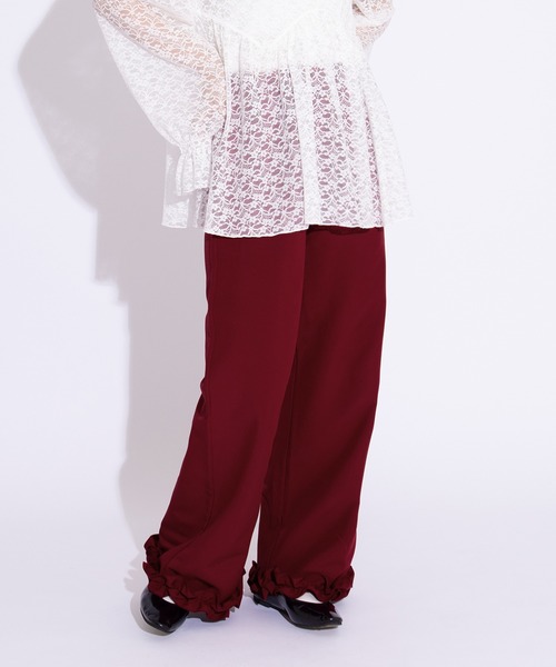 PUNYUS(プニュズ)の「フリルスラックスパンツ(スラックス・レディース・ブラック/レッド/グレー・3/2/1/4)」の11枚目の写真