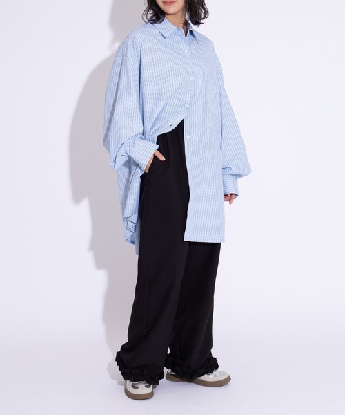 PUNYUS(プニュズ)の「フリルスラックスパンツ(スラックス・レディース・ブラック/レッド/グレー・3/2/1/4)」の12枚目の写真