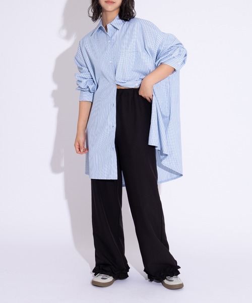 PUNYUS(プニュズ)の「フリルスラックスパンツ(スラックス・レディース・ブラック/レッド/グレー・3/2/1/4)」の13枚目の写真