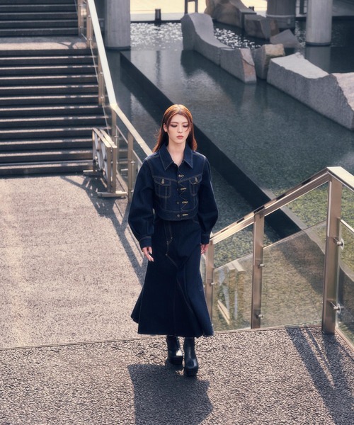 HARE（ハレ）の「【井手上漠さん着用/Lee×HARE】Leeデニムスカート（デニムスカート・レディース・ブルー/ブラック・SMALL/MEDIUM）」の5枚目の写真