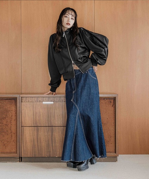 HARE（ハレ）の「【井手上漠さん着用/Lee×HARE】Leeデニムスカート（デニムスカート・レディース・ブルー/ブラック・SMALL/MEDIUM）」の16枚目の写真