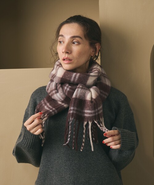 BEAUTY&YOUTH UNITED ARROWS（ビューティーアンドユースユナイテッドアローズ）の「チェック ストール（ストール/ショール・レディース・ベージュ/ダークブラウン/ライトブルー・FREE）」の4枚目の写真