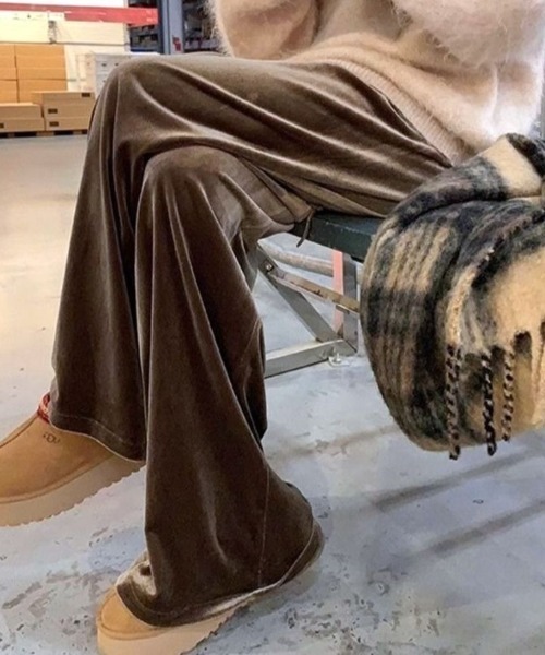 Forcement(フォースメント)の「ベロアワイドパンツ(その他パンツ・レディース・ブラウン/ブラック・FREE)」の1枚目の写真
