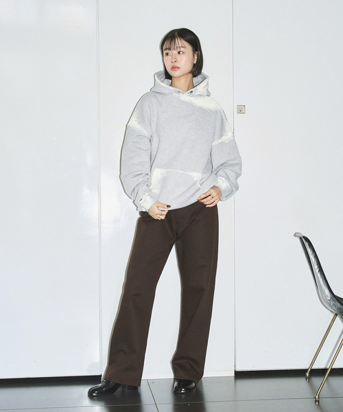 CITYSHOP（シティーショップ）の「STAY HUMAN ON EARTH DIRTY DESTROYED：スウェット（スウェット・レディース・チャコールグレー・MEDIUM）」の2枚目の写真