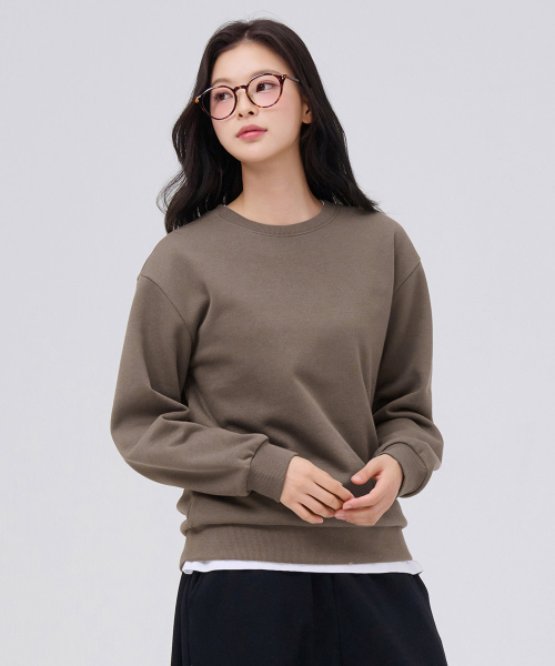 CHASECULT(チェイスカルト)の「ユニセックスエッセンシャル裏起毛スウェットシャツ-ブラウン(スウェット・メンズ・ブラウン・90/100/110/95/105)」の5枚目の写真