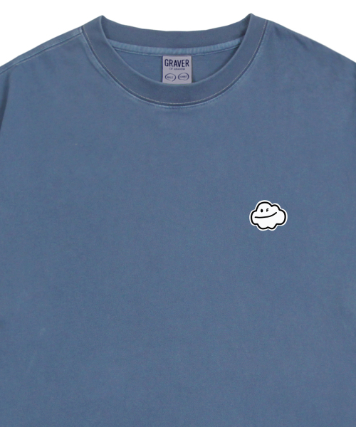GRAVER（グレーバー）の「[ユニセックス]スモールクラウドスマイルピグメント半袖Tシャツ_ブルーシャドウ（Tシャツ/カットソー・レディース・ブルー・SMALL/MEDIUM/LARGE/X-LARGE）」の3枚目の写真