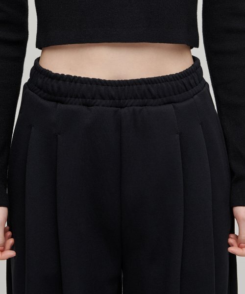 MUSINSA STANDARD WOMAN（ムシンサスタンダードウーマン）の「ウィメンズダブルニットツーピンタックワイドラウンジスウェットパンツ[ブラック]（スウェットパンツ・レディース・その他・SMALL/MEDIUM/LARGE/X-SMALL）」の5枚目の写真