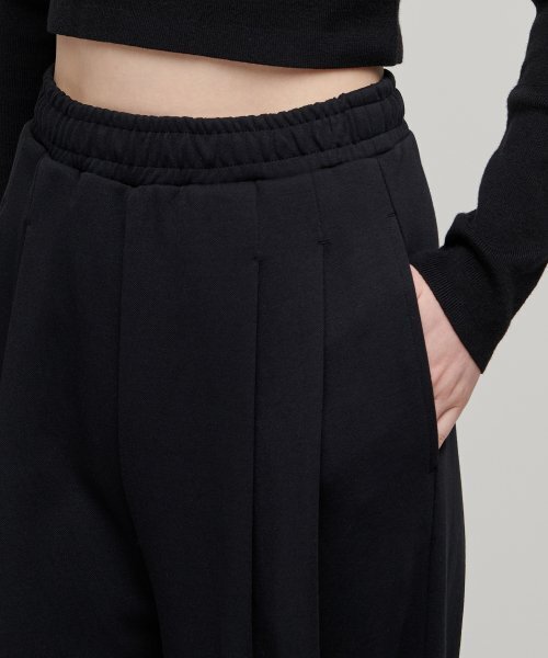 MUSINSA STANDARD WOMAN（ムシンサスタンダードウーマン）の「ウィメンズダブルニットツーピンタックワイドラウンジスウェットパンツ[ブラック]（スウェットパンツ・レディース・その他・SMALL/MEDIUM/LARGE/X-SMALL）」の7枚目の写真