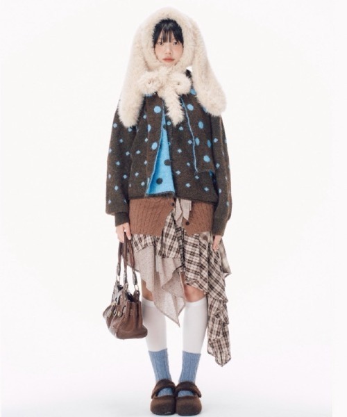 Never mind the XU / Chikashitsu+（ネバーマインド ザ エックスユー / チカシツプラス）の「【Nerd out XU】dot muffler Knit cardigan / 【ナードアウトエックスユー】ドットマフラーニットカーディガン <着用動画あり>（カーディガン/ボレロ・メンズ・ブラウン・ONE SIZE）」の8枚目の写真