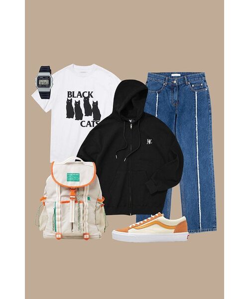 WOOALONG(ウアロン)の「Signature hood zip-up - BLACK(パーカー・レディース・ブラック・SMALL/MEDIUM/LARGE)」の12枚目の写真