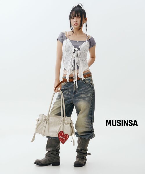 AAKAM(アーカム)の「Washed Zipper Slit Denim Pants (Sky Blue)(デニムパンツ・レディース・その他・1/2)」の6枚目の写真