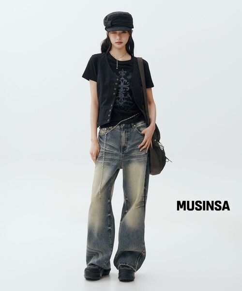 AAKAM(アーカム)の「Washed Zipper Slit Denim Pants (Sky Blue)(デニムパンツ・レディース・その他・1/2)」の5枚目の写真